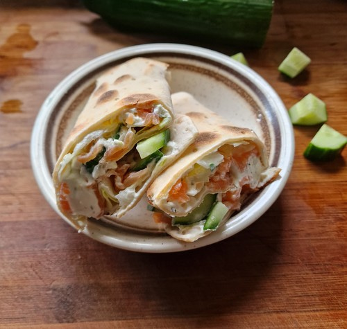 Tortilla z łososiem